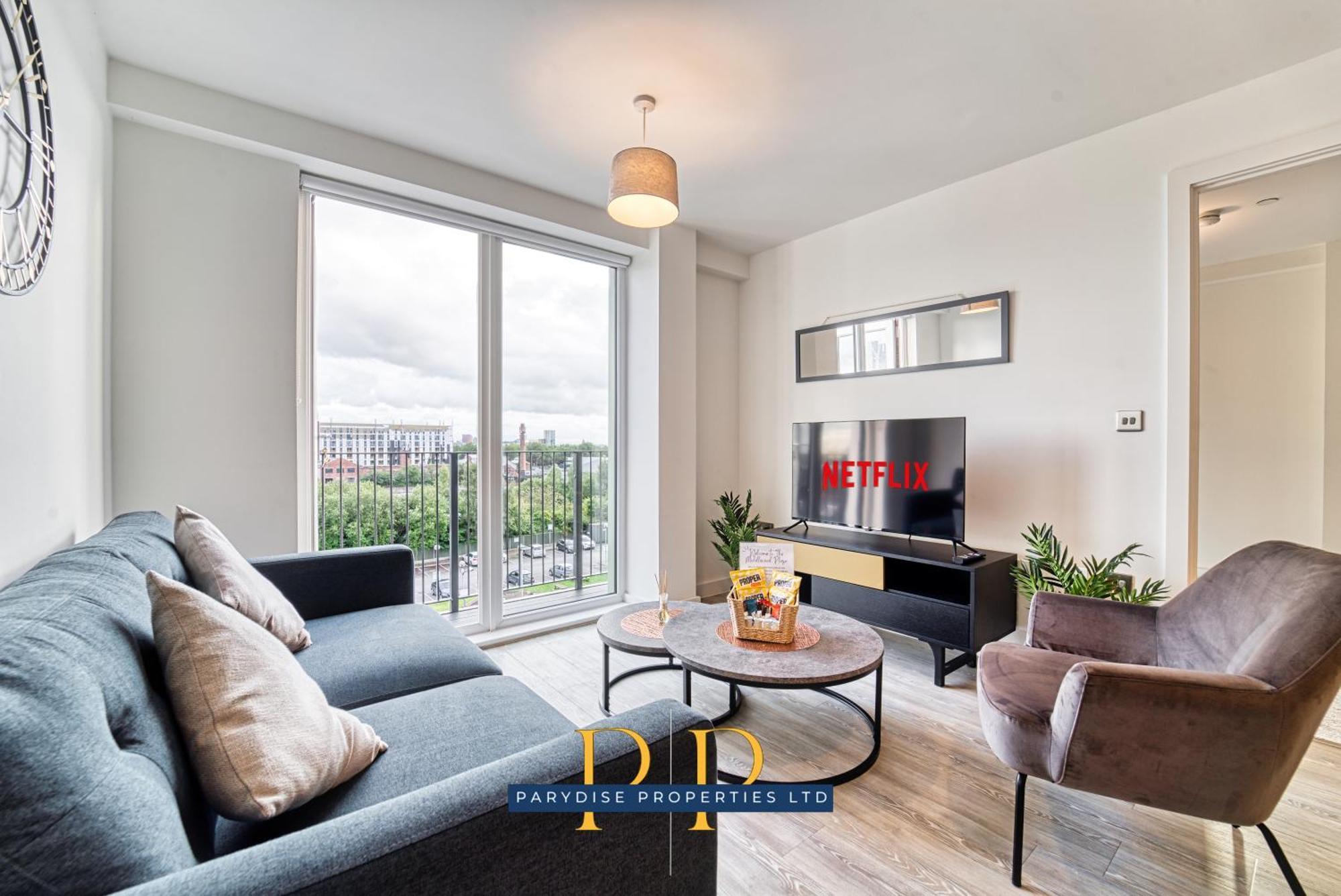 The Middlewood Plaza Suite - By Parydise Properties - Business Or Leisure Stays, Central Location, Sleeps 4, Salford 맨체스터 외부 사진